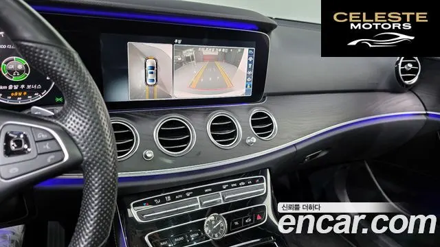 MERCEDES BENZ E-Classe W213 E300 4MATIC Avantgarde 2017 — photo 15 sur 20