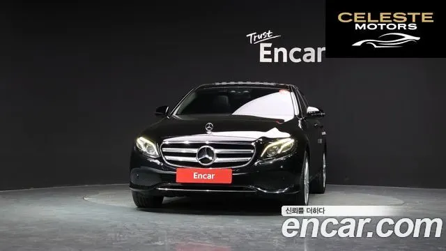 MERCEDES BENZ E-Classe W213 E220d 4MATIC Avantgarde 2017 — photo 3 sur 20