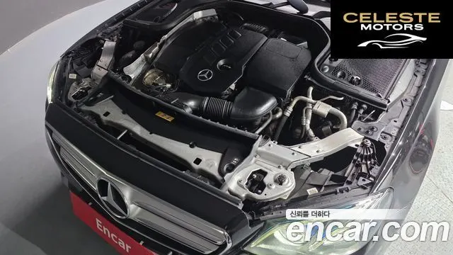 MERCEDES BENZ E-Classe W213 E220d 4MATIC Avantgarde 2017 — photo 6 sur 20