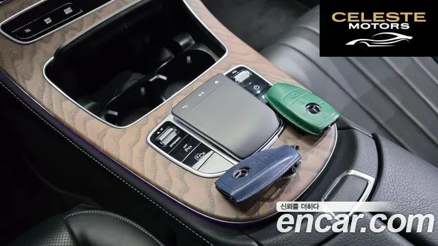 MERCEDES BENZ E-Classe W213 E300e 4MATIC Exclusive 2022 — photo 12 sur 33