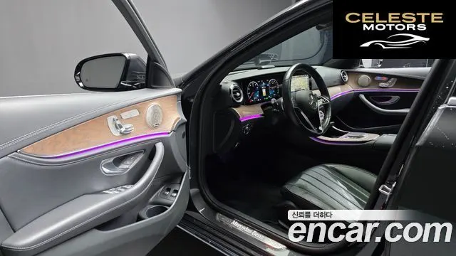 MERCEDES BENZ E-Classe W213 E300e 4MATIC Exclusive 2022 — photo 13 sur 33