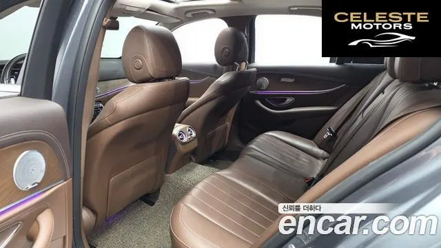 MERCEDES BENZ E-Classe W213 E220d 4MATIC Exclusive 2019 — photo 16 sur 32