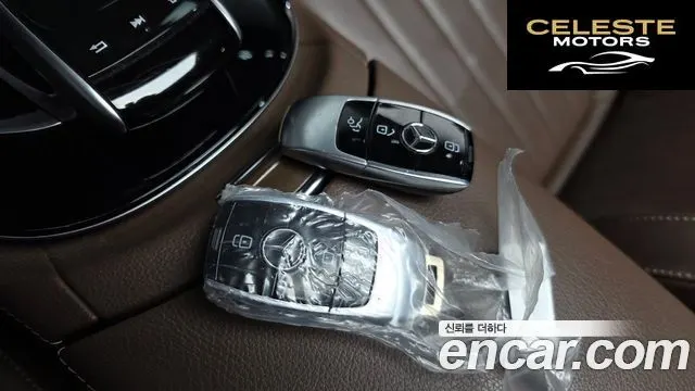 MERCEDES BENZ E-Classe W213 E220d 4MATIC Exclusive 2019 — photo 24 sur 32
