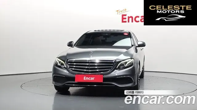 MERCEDES BENZ E-Classe W213 E220d 4MATIC Exclusive 2019 — photo 3 sur 32