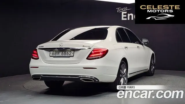MERCEDES BENZ E-Classe W213 E300 4MATIC Avantgarde 2019 — photo 2 sur 20