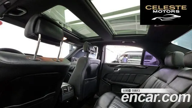MERCEDES BENZ E-Classe W212 E300 Avantgarde 2014 — photo 18 sur 20