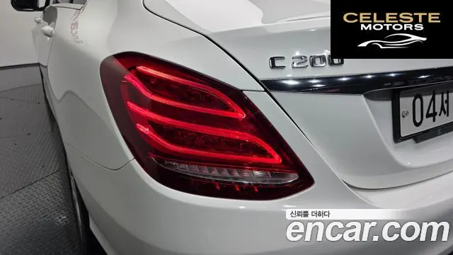 MERCEDES BENZ C-Classe W205 C200 2017 — photo 8 sur 31