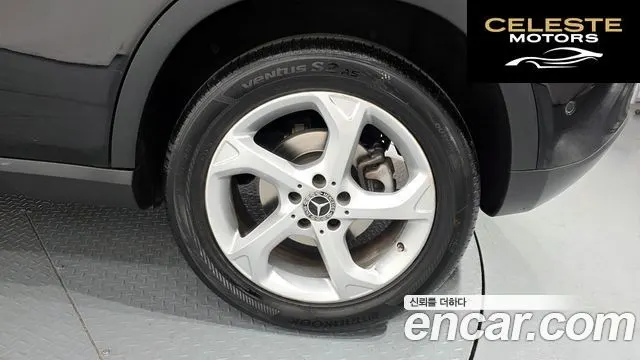MERCEDES BENZ GLA-Classe X156 GLA220 2019 — photo 7 sur 31