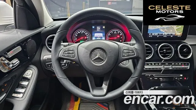 MERCEDES BENZ C-Classe W205 C200 2018 — photo 19 sur 30