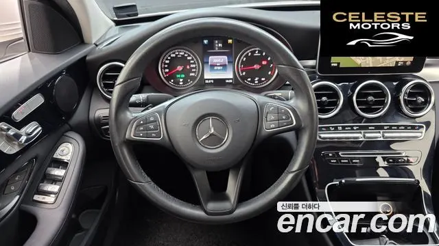 MERCEDES BENZ C-Classe W205 C200 2017 — photo 18 sur 31