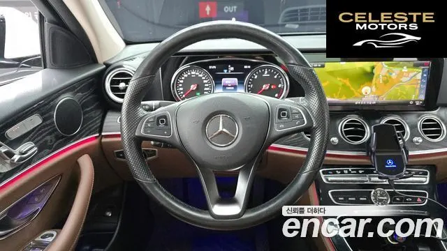 MERCEDES BENZ E-Classe W213 E220d Avantgarde 2018 — photo 19 sur 31