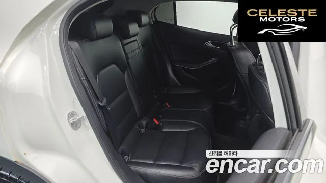 MERCEDES BENZ GLA-Classe X156 GLA200 d 2016 — photo 11 sur 20