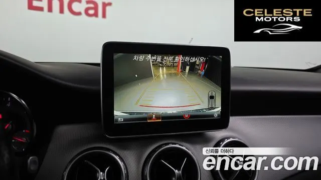 MERCEDES BENZ GLA-Classe X156 GLA200 d 2016 — photo 14 sur 20