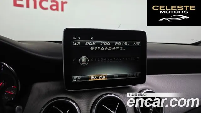 MERCEDES BENZ GLA-Classe X156 GLA200 d 2016 — photo 15 sur 20