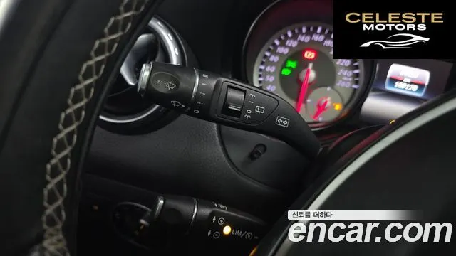 MERCEDES BENZ GLA-Classe X156 GLA200 d 2016 — photo 17 sur 20