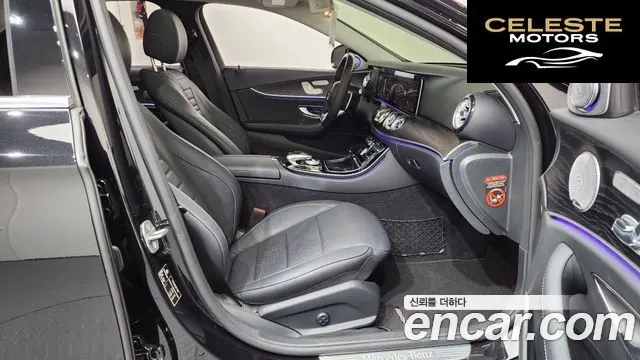 MERCEDES BENZ E-Classe W213 E300 4MATIC Avantgarde 2018 — photo 16 sur 33