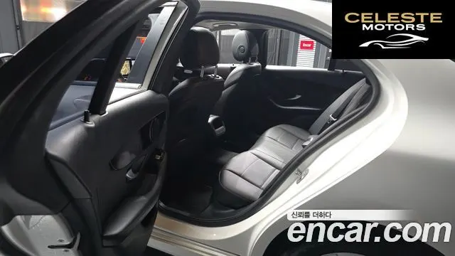 MERCEDES BENZ C-Classe W205 C200 2017 — photo 16 sur 30
