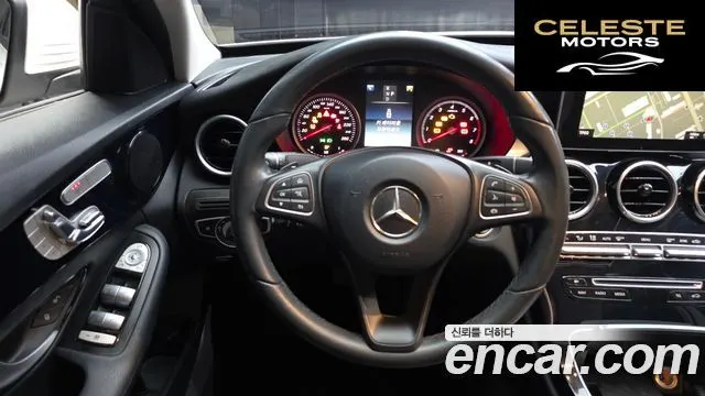 MERCEDES BENZ C-Classe W205 C200 2017 — photo 19 sur 30