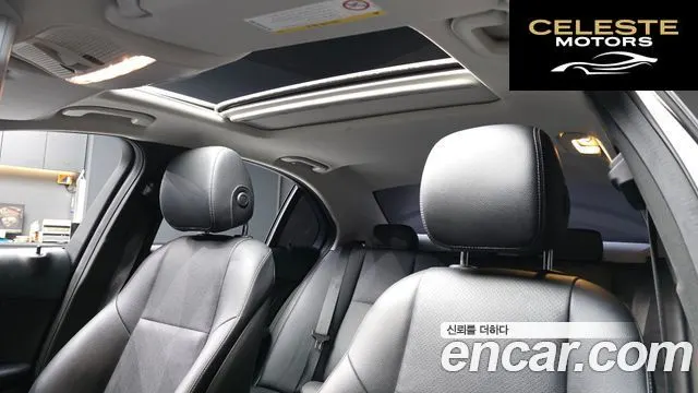 MERCEDES BENZ C-Classe W205 C200 2017 — photo 25 sur 30