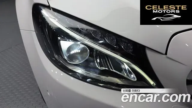 MERCEDES BENZ C-Classe W205 C200 2017 — photo 8 sur 30