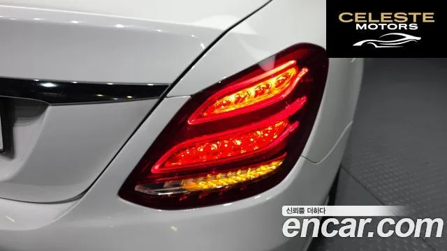 MERCEDES BENZ C-Classe W205 C200 2017 — photo 9 sur 30