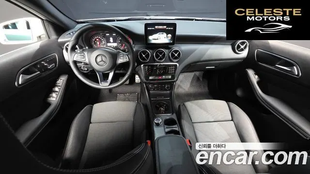 MERCEDES BENZ A-Classe W176 A200 2018 — photo 10 sur 30