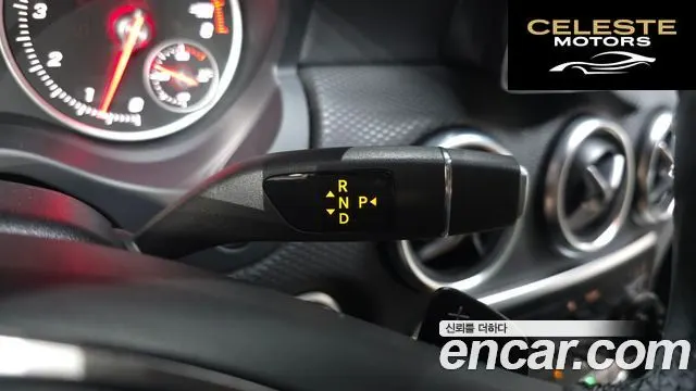 MERCEDES BENZ A-Classe W176 A200 2018 — photo 12 sur 30