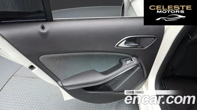 MERCEDES BENZ A-Classe W176 A200 2018 — photo 15 sur 30
