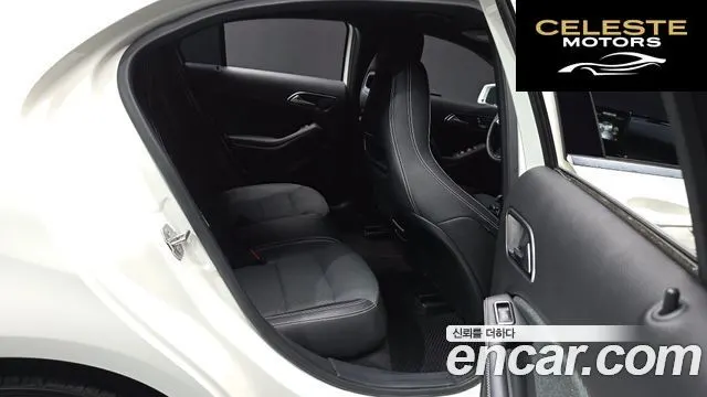 MERCEDES BENZ A-Classe W176 A200 2018 — photo 18 sur 30