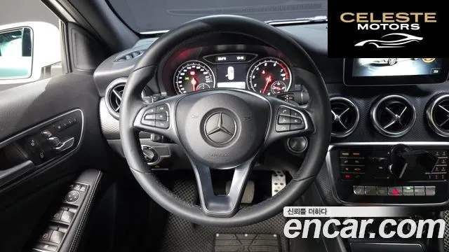 MERCEDES BENZ A-Classe W176 A200 2018 — photo 19 sur 30