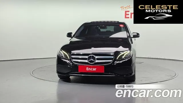 MERCEDES BENZ E-Classe W213 E200 Avantgarde 2018 — photo 3 sur 20