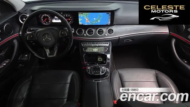 MERCEDES BENZ E-Classe W213 E200 Avantgarde 2018 — photo 7 sur 20