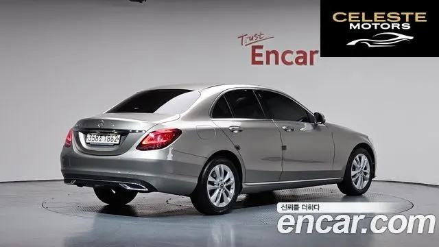 MERCEDES BENZ C-Classe W205 C200 Avantgarde 2020 — photo 1 sur 32