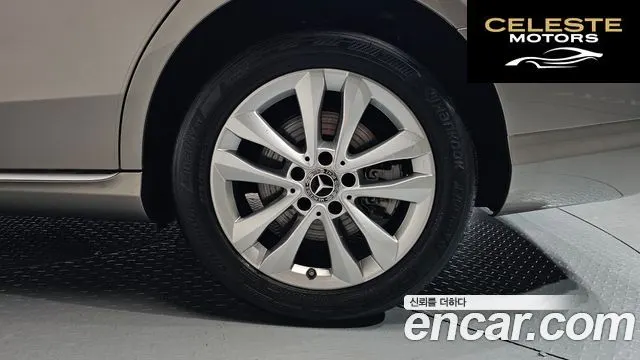 MERCEDES BENZ C-Classe W205 C200 Avantgarde 2020 — photo 6 sur 32