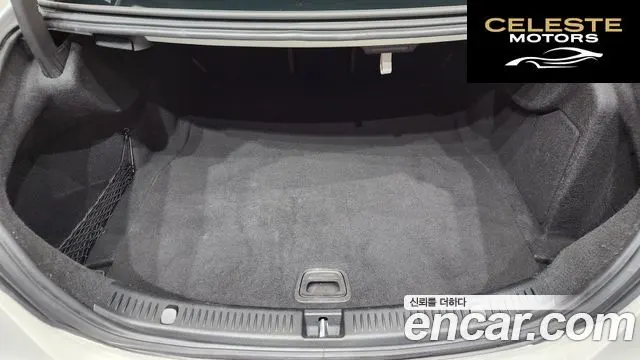 MERCEDES BENZ E-Classe W213 E300 4MATIC Exclusive 2017 — photo 18 sur 20