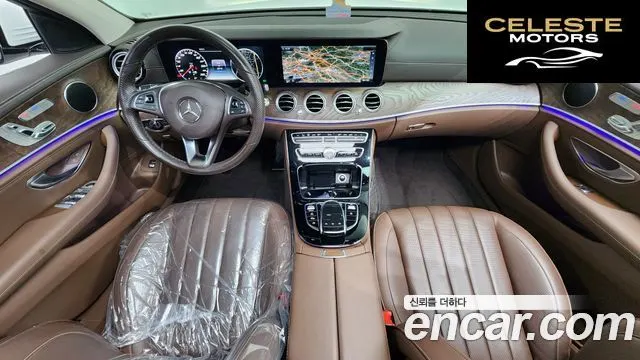 MERCEDES BENZ E-Classe W213 E300 4MATIC Exclusive 2017 — photo 7 sur 20