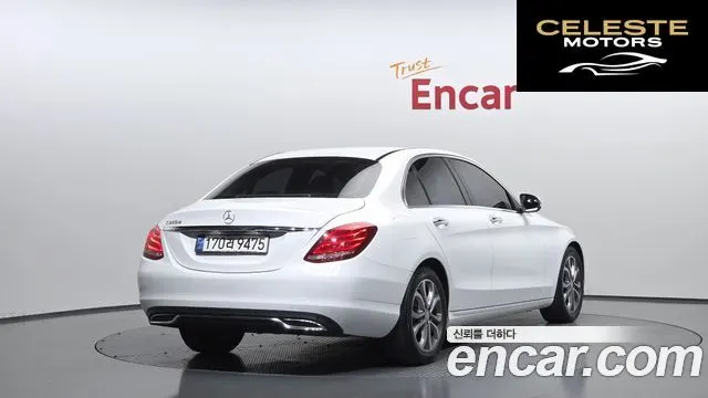 MERCEDES BENZ C-Classe W205 C220 d Avantgarde 2017 — photo 2 sur 26