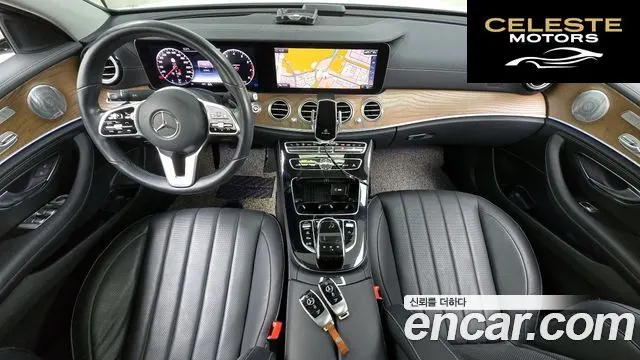 MERCEDES BENZ E-Classe W213 E300 4MATIC Exclusive 2020 — photo 10 sur 36