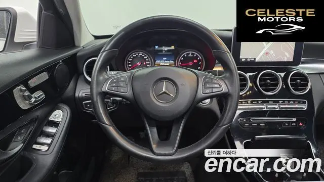 MERCEDES BENZ C-Classe W205 C200 2016 — photo 13 sur 20