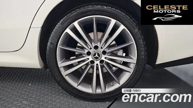 MERCEDES BENZ CLS-Classe C257 CLS400d 4MATIC 2019 — photo 7 sur 43