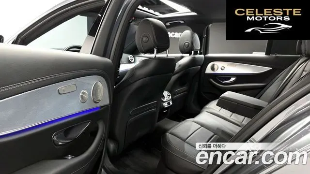 MERCEDES BENZ E-Classe W213 E350 4MATIC Avantgarde 2021 — photo 11 sur 20