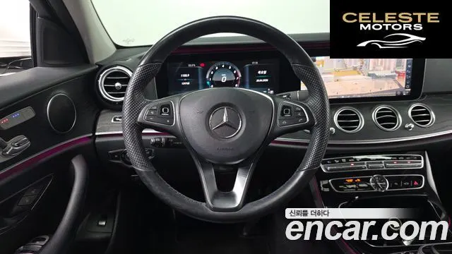 MERCEDES BENZ E-Classe W213 E300 Avantgarde 2017 — photo 17 sur 32