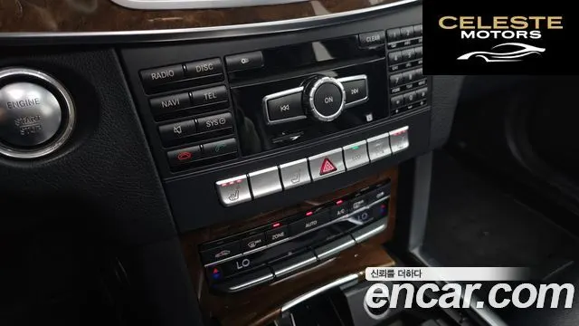 MERCEDES BENZ E-Classe W212 E300 2014 — photo 17 sur 26
