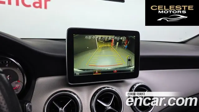 MERCEDES BENZ GLA-Classe X156 GLA200 d 2016 — photo 14 sur 20