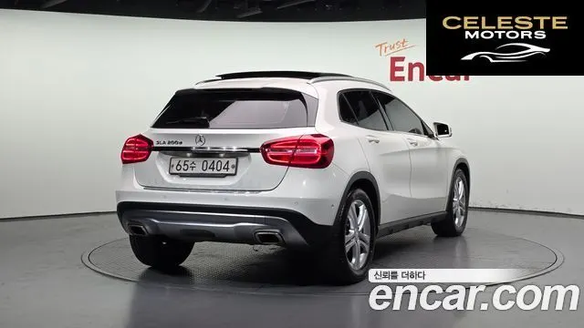 MERCEDES BENZ GLA-Classe X156 GLA200 d 2016 — photo 2 sur 20