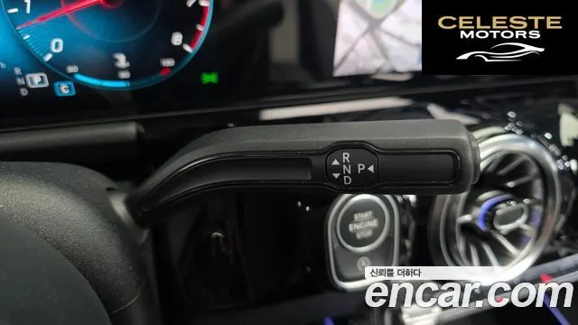 MERCEDES BENZ GLA-Classe H247 GLA220 2021 — photo 12 sur 32