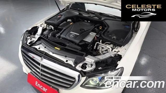 MERCEDES BENZ E-Classe W213 E300 4MATIC Exclusive 2018 — photo 6 sur 26