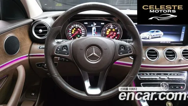 MERCEDES BENZ E-Classe W213 E220d 4MATIC Exclusive 2017 — photo 13 sur 20