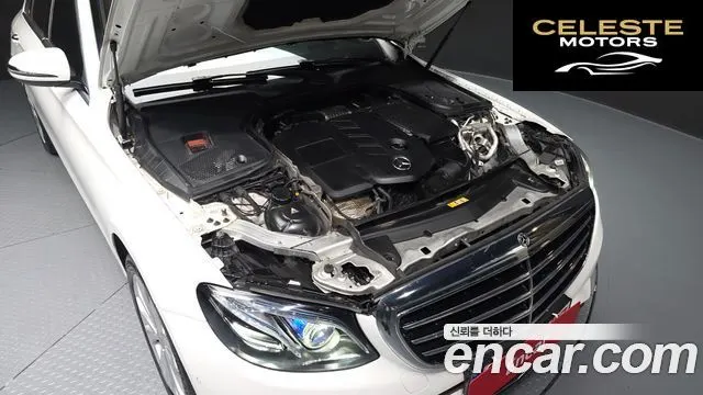 MERCEDES BENZ E-Classe W213 E220d 4MATIC Exclusive 2017 — photo 6 sur 20