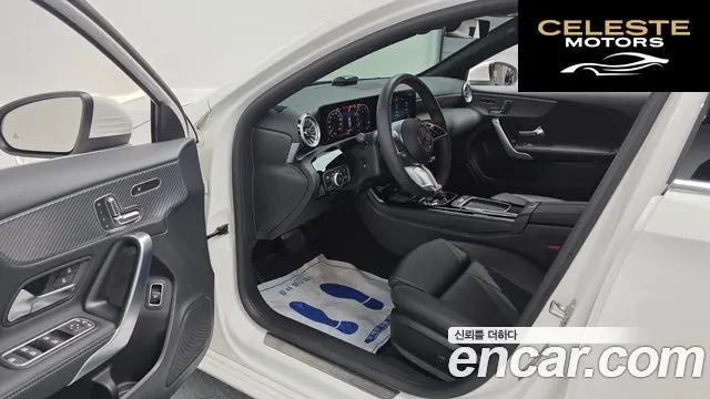 MERCEDES BENZ A-Classe W177 A220 Berline 2024 — photo 13 sur 30